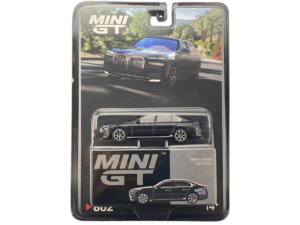 8864ef93-9dd8-46ff-994e-72a53c29fcc6 Mini GT BMW i7 xDrive60 (No. 802 – Black Sapphire)