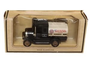 WhatsApp Image 2026-07-09 at 13.00.31 Chevron Lledo Red Crown Gasoline 1920