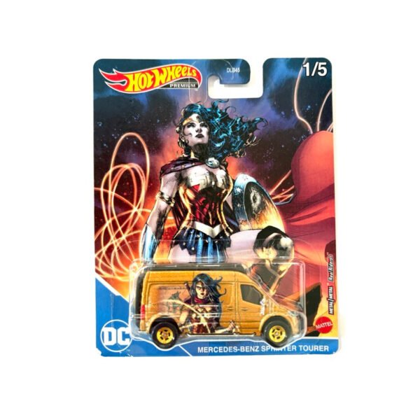 MERCEDES-BENZ SPRINTER TOURER VAN WONDER WOMAN DC COMICS