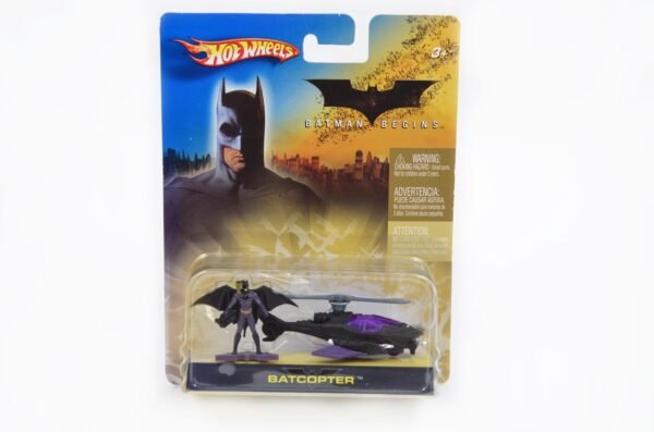 (Pre-venta) 2005 Batman Begins Hot Wheels Batcopter with Batman Figure