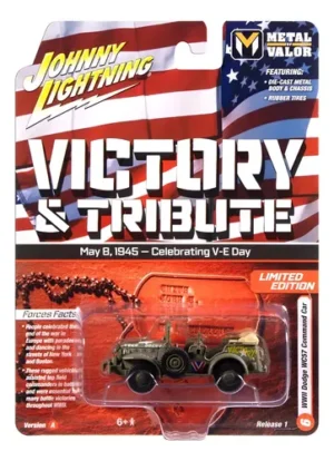 (Pre-venta) Johnny Lightning Victory & Tribute Series: WWII Dodge WC57 Command Car (V-E Day).